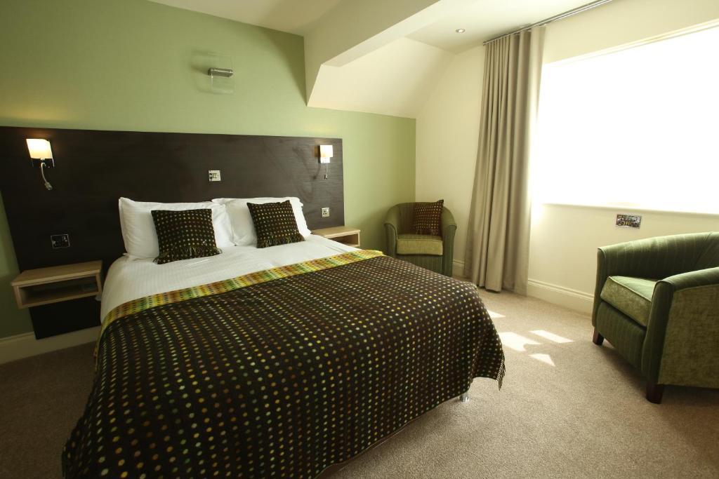 The Craven Heifer Inn Kelbrook Room photo